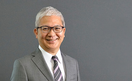 トップメッセージのイメージ／代表取締役社長CEO佐藤慎次郎