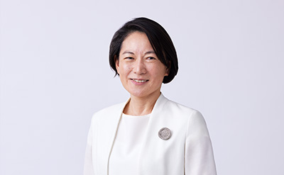CHROメッセージのイメージ／足立　朋子
